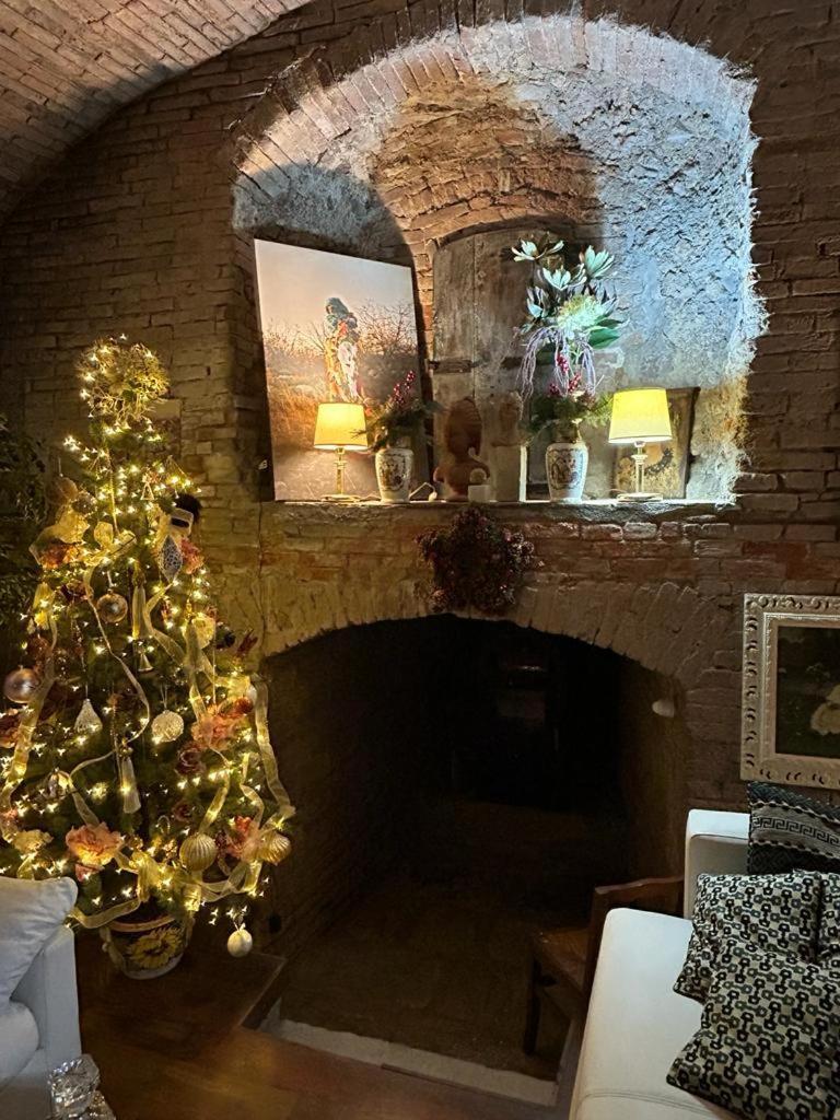 Borgo Di Beppe E Gloria Suite San Giovanni Valdarno Dış mekan fotoğraf